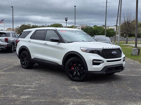 Used 2022 Ford Explorer ST w/ Equipment Group 401A AWD/4WD image 2