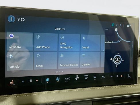 Used 2025 Lincoln Corsair AWD w/ Equipment Group 101A image 16