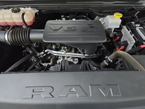 Used 2023 RAM 1500 Big Horn AWD/4WD image 12