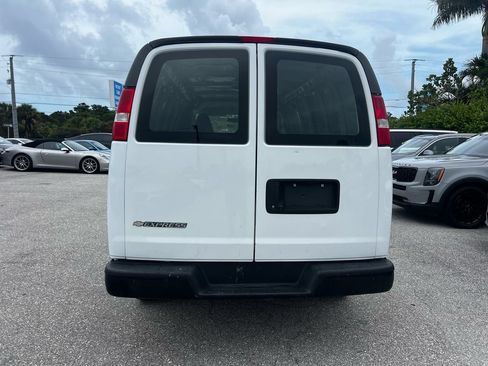 Used 2021 Chevrolet Express 2500 Extended w/ Driver Convenience Package RWD image 4