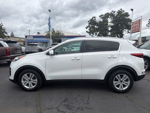 Used 2017 Kia Sportage LX w/ LX Popular Package image 11
