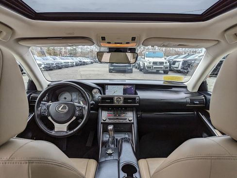 Used 2019 Lexus IS 300 IS 300 AWD w/ Navigation Package image 40