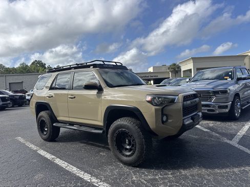 Used 2016 Toyota 4Runner TRD Pro AWD/4WD image 4