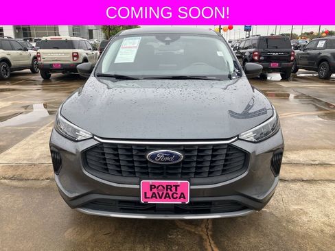 Used 2023 Ford Escape Active image 2