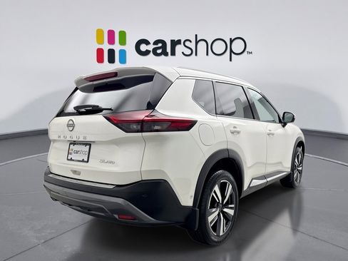 Used 2023 Nissan Rogue SL w/ SL Premium Package image 5