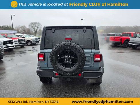 Used 2025 Jeep Wrangler Willys image 6