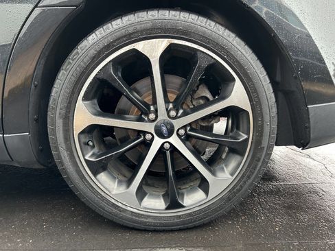 Used 2014 Ford Taurus SHO w/ Equipment Group 401A image 35