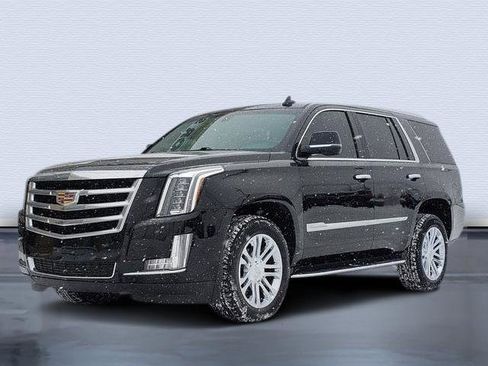 Used 2017 Cadillac Escalade 4WD image 1