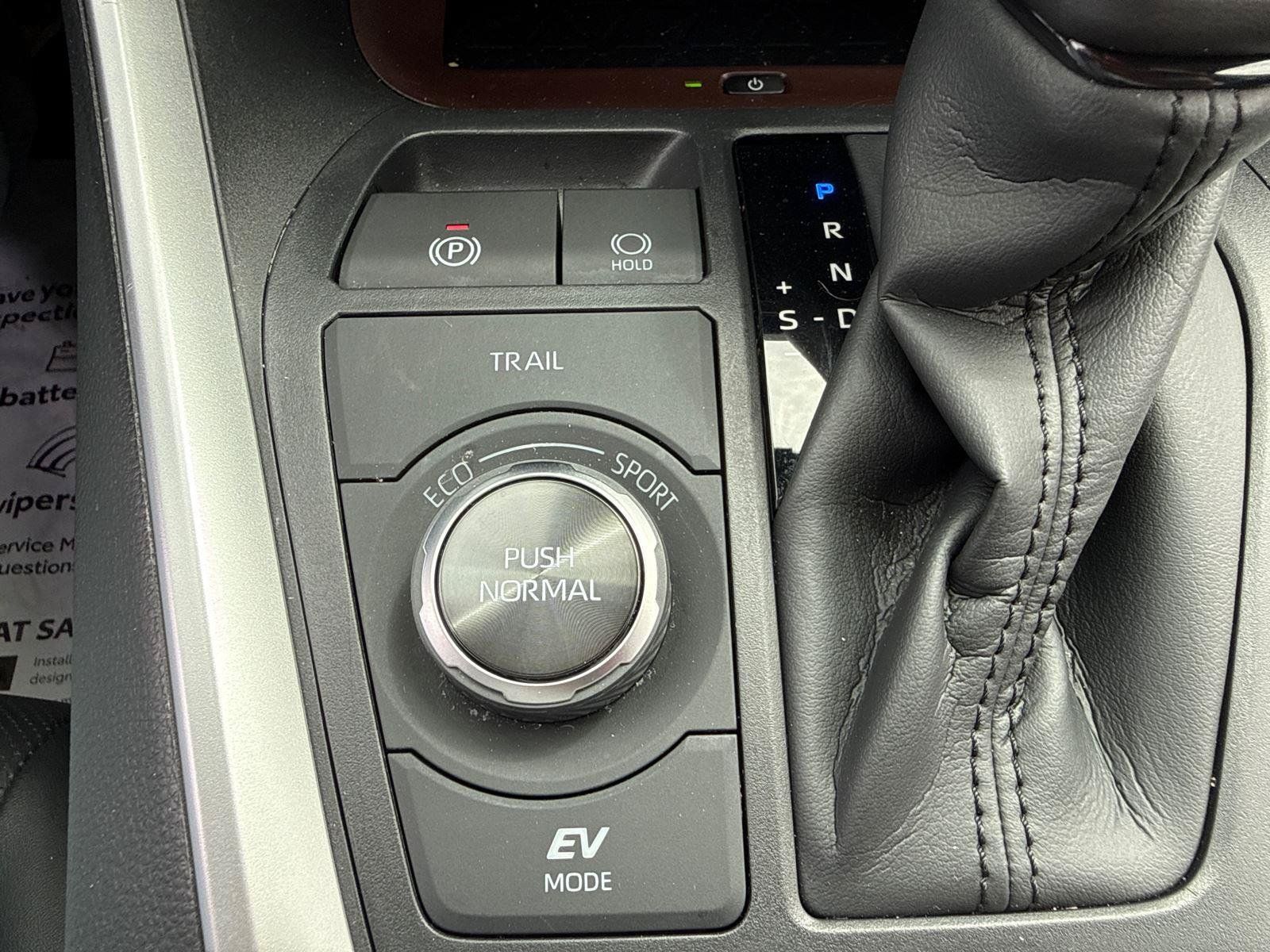 Certified 2025 Toyota RAV4 Limited w/ Advanced Technology Package AWD/4WD image 23