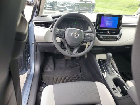 Used 2024 Toyota Corolla LE FWD image 9