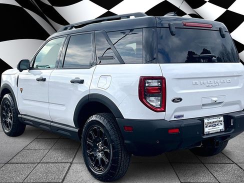 Used 2025 Ford Bronco Sport Badlands w/ Badlands Tech Package AWD/4WD image 12