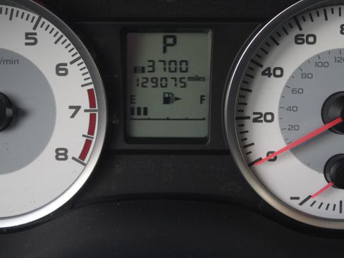 Used 2013 Subaru Impreza 2.0i image 11