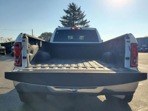 Used 2025 RAM 3500 Big Horn image 27