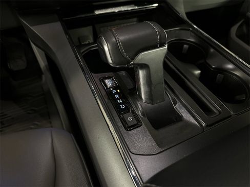 Used 2025 Ford F150 Lightning Flash image 21