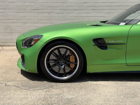 Used 2018 Mercedes-Benz AMG GT R image 10