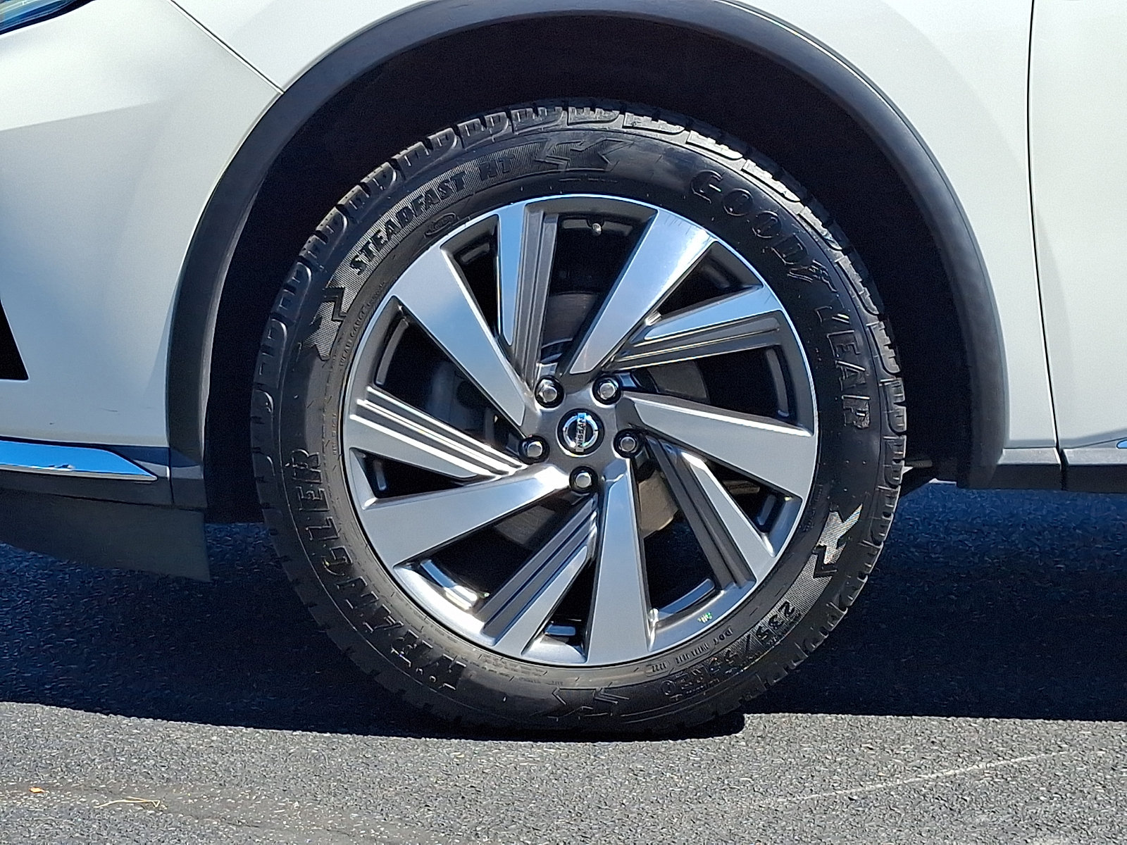 Used 2020 Nissan Murano SL w/ Moonroof Package AWD/4WD image 8