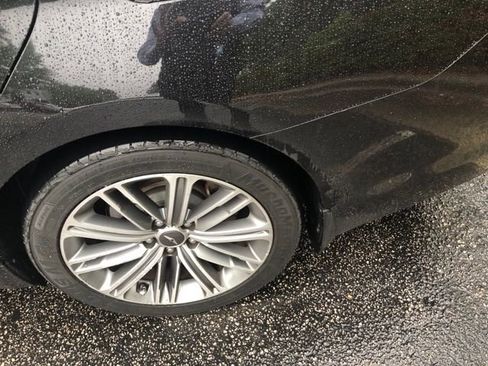Used 2018 Genesis G80 3.8 AWD/4WD image 9