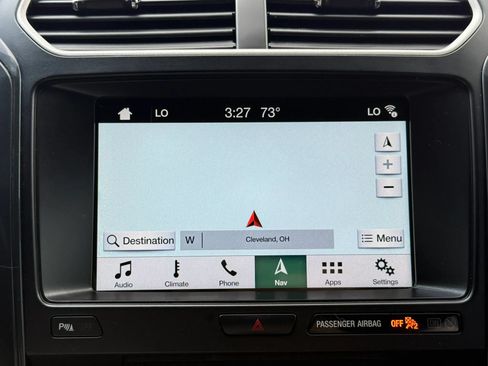 Used 2018 Ford Explorer XLT w/ Equipment Group 202A AWD/4WD image 38
