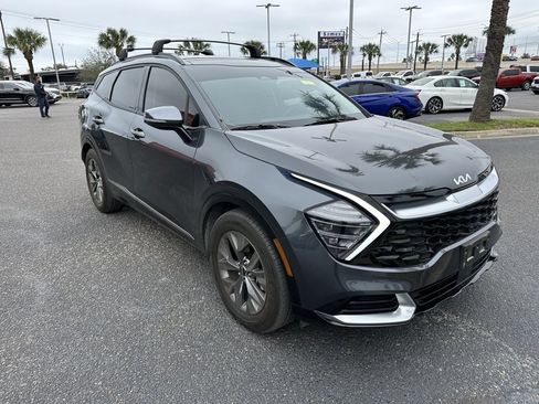 Used 2024 Kia Sportage SX image 8