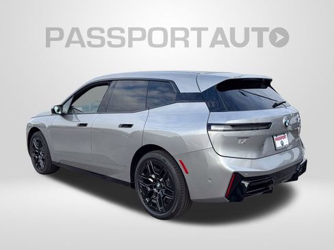 Used 2026 BMW iX xDrive45 image 3