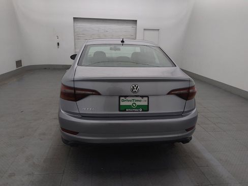 Used 2019 Volkswagen Jetta SE w/ Cold Weather Package FWD image 6