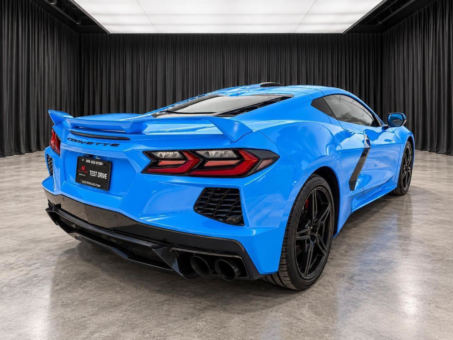 Used 2020 Chevrolet Corvette Stingray Preferred Cpe w/ 2LT Preferred Equipment Group RWD image 10