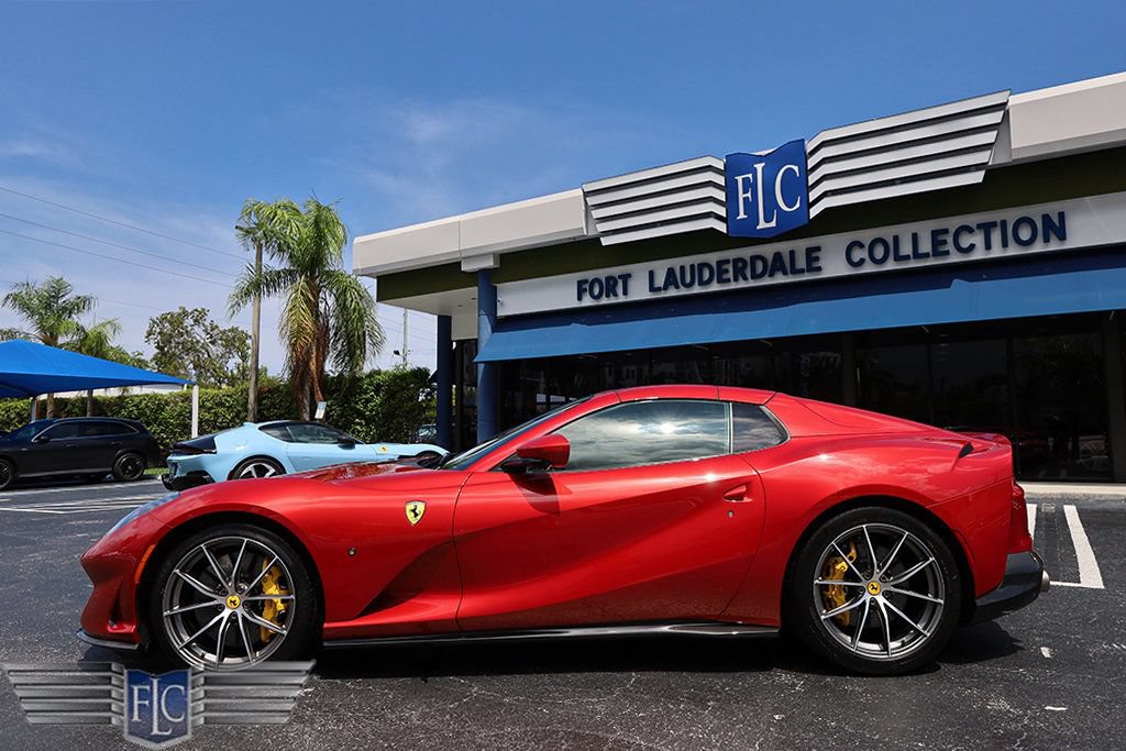 Used 2021 Ferrari 812 GTS RWD image 3