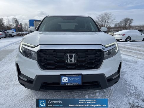 Used 2024 Honda Passport EX-L image 2