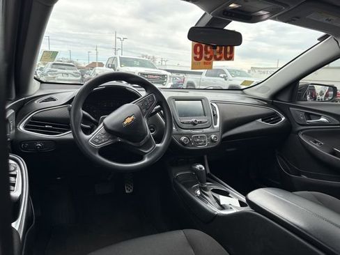 Used 2016 Chevrolet Malibu LT image 13