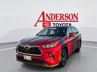 Certified 2020 Toyota Highlander XLE video 1