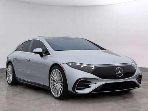 Certified 2023 Mercedes-Benz EQS 450+ 4MATIC Sedan image 3