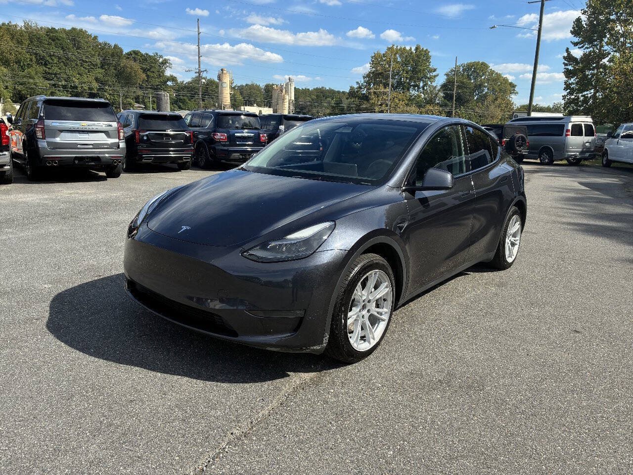 Used 2024 Tesla Model Y Long Range AWD/4WD image 26