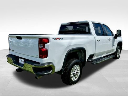 Used 2024 Chevrolet Silverado 2500 LT image 7