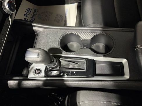 Used 2025 Nissan Altima 2.5 SV FWD image 17