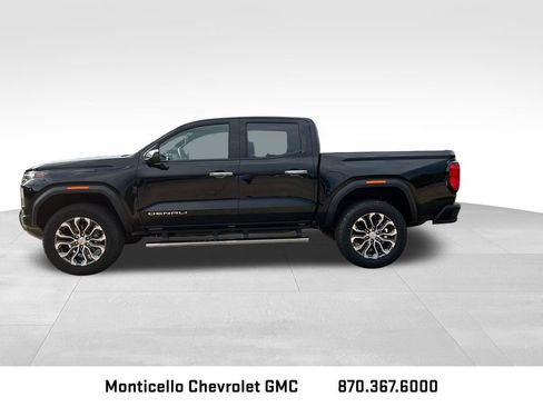 New 2026 GMC Canyon Denali w/ LPO, Black Badging Package image 7