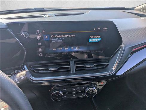 Certified 2024 Chevrolet Trax RS image 12