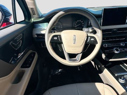 Used 2022 Lincoln Corsair FWD image 21