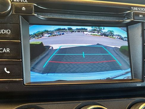 Used 2018 Toyota RAV4 LE w/ All Weather Liner Package FWD image 20