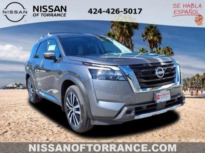 New 2025 Nissan Pathfinder Platinum