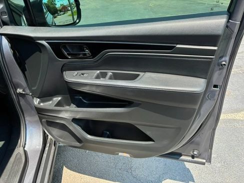 Used 2023 Honda Odyssey Touring image 20