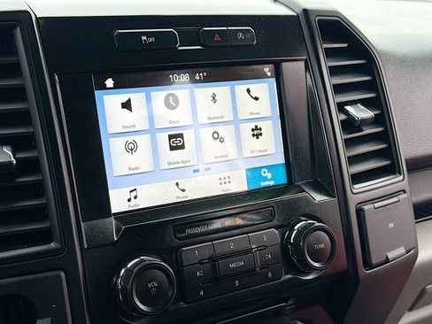 Used 2017 Ford F150 XL w/ Equipment Group 101A Mid image 9