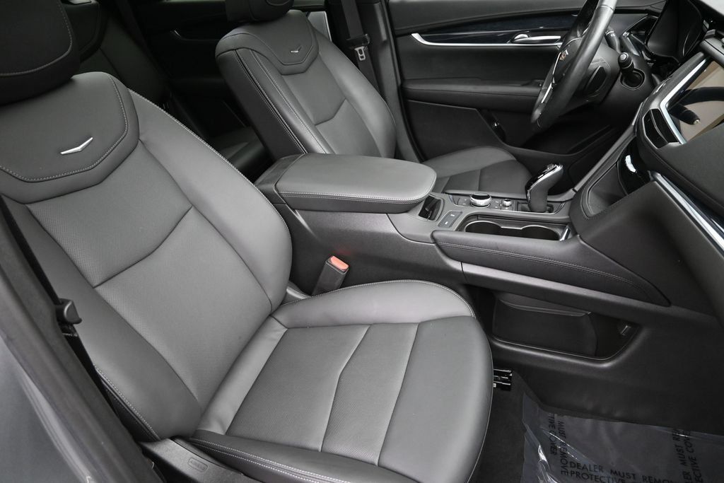 Used 2024 Cadillac XT5 Premium Luxury AWD/4WD image 31