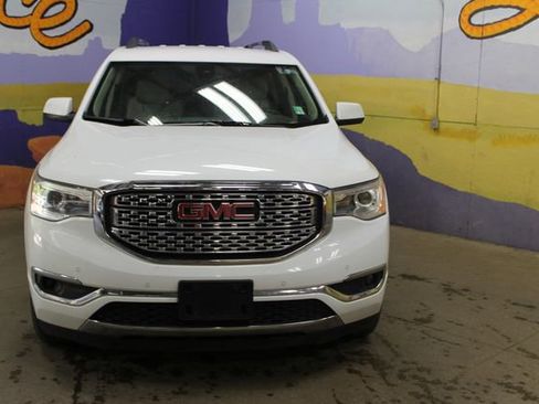 Used 2019 GMC Acadia Denali AWD/4WD image 3