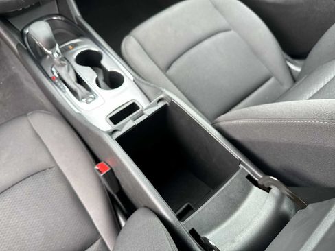 Used 2024 Chevrolet Malibu LT FWD image 20