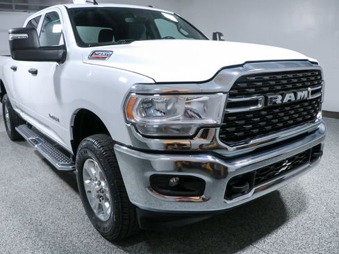 Used 2024 RAM 2500 Big Horn AWD/4WD image 5