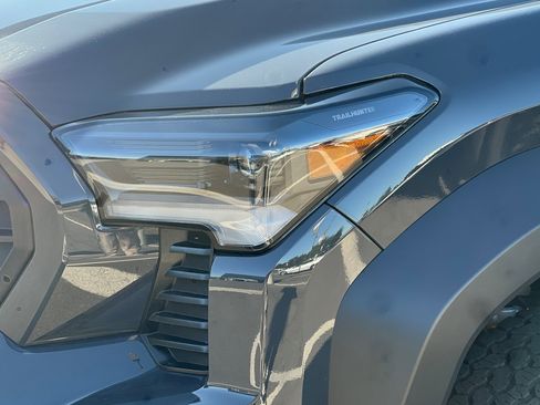 Used 2024 Toyota Tacoma Trailhunter image 53