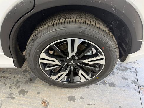 New 2026 Mitsubishi Eclipse Cross SEL AWD/4WD image 35
