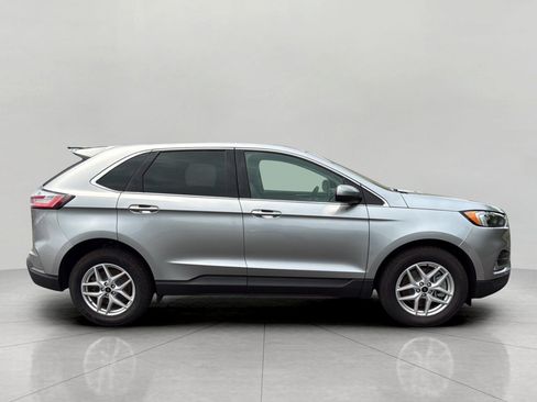 Certified 2024 Ford Edge SEL w/ Convenience Package AWD/4WD image 8