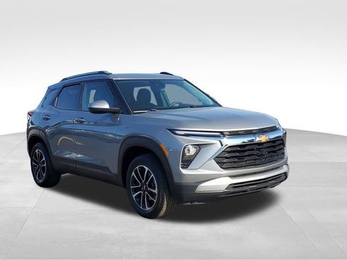 Certified 2025 Chevrolet TrailBlazer LT AWD/4WD image 7