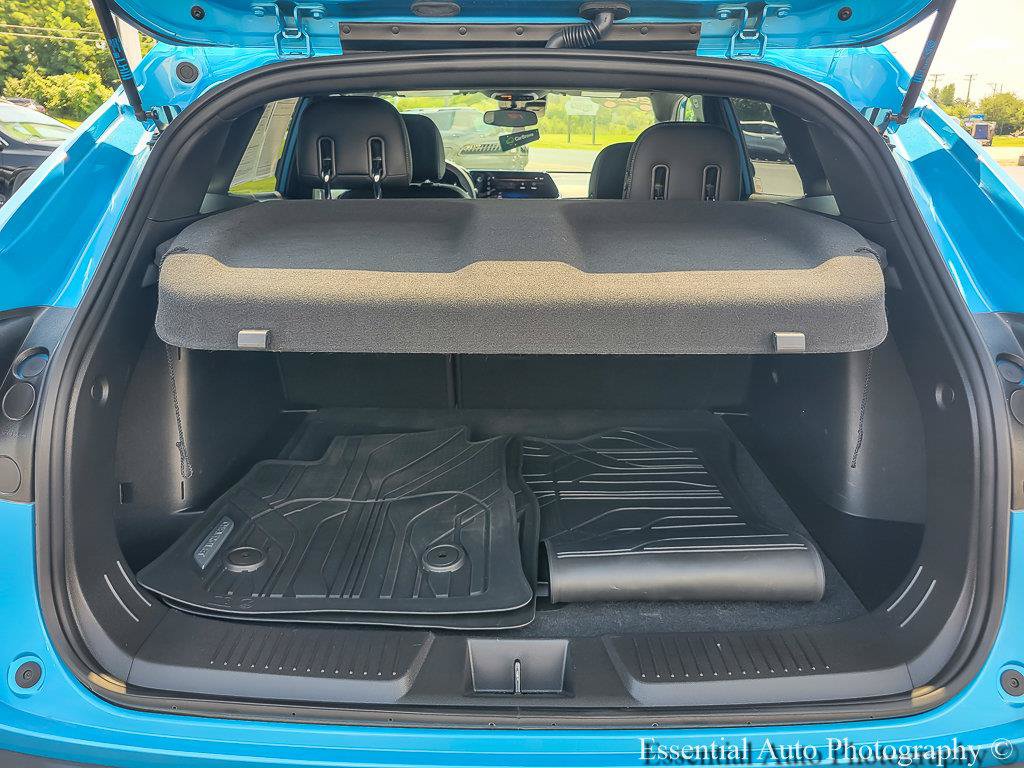 Used 2025 Chevrolet Trax RS w/ Driver Confidence Package FWD image 23